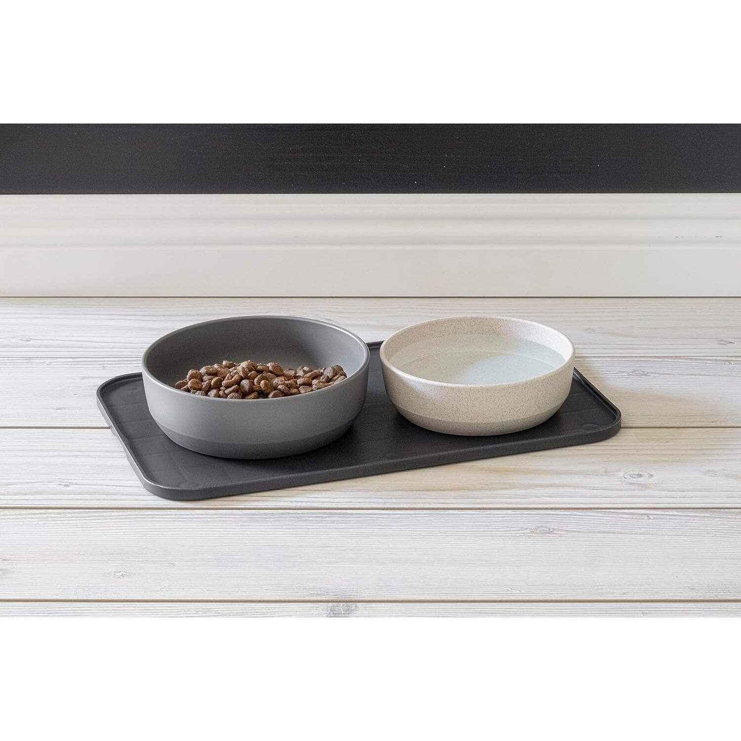 Abode Homewares Gray Bevel Dog Bowl, Large - 7.4"