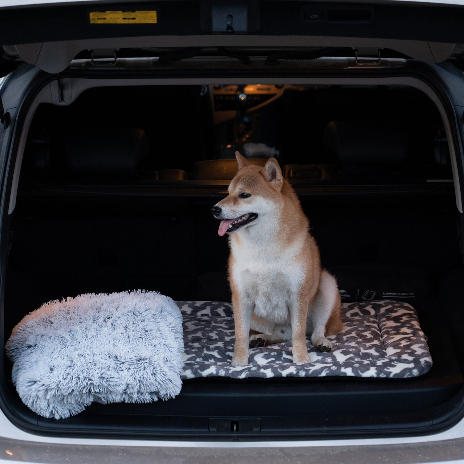 Territory Dog Crate Mat, Gray, Extra Large - 42" X 28"