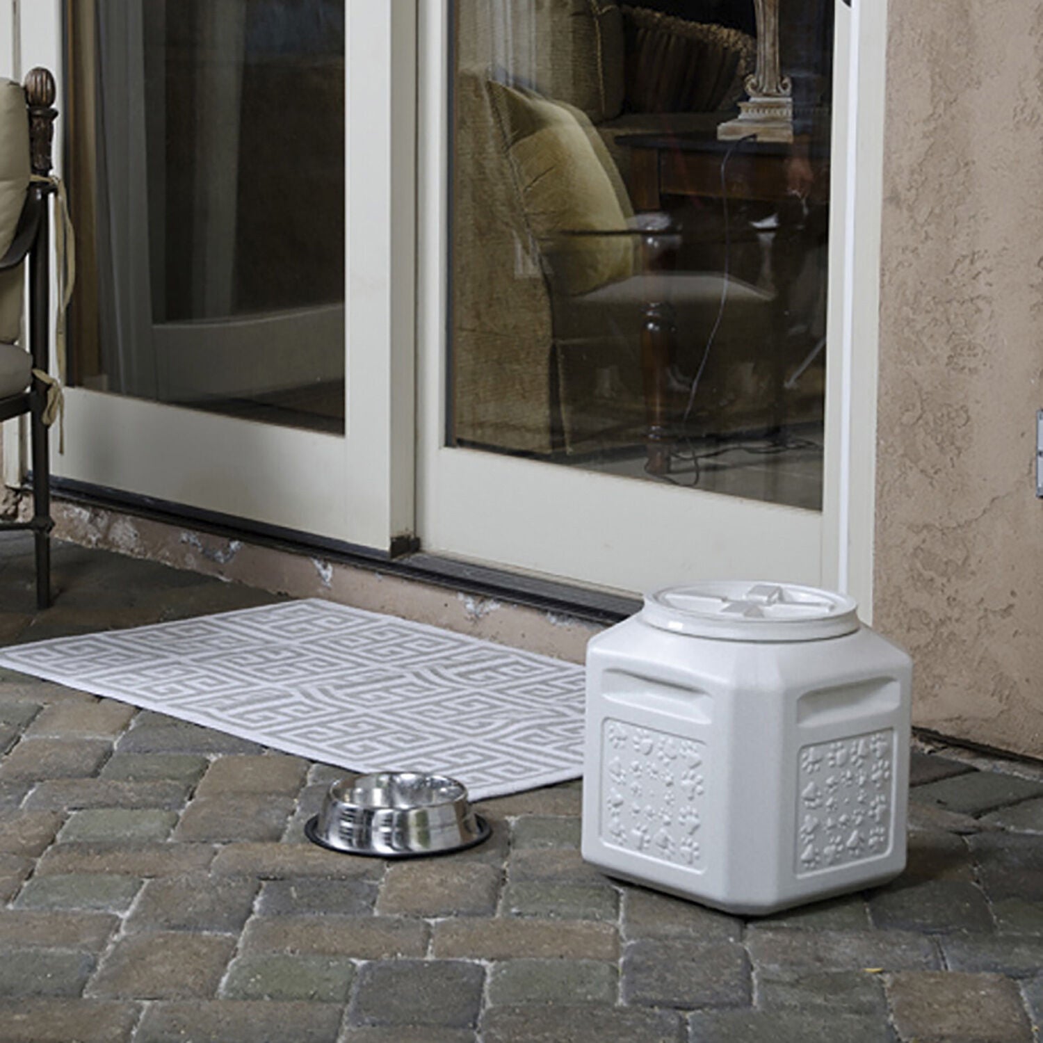 Vittles Vault Outback Pet Food Container 50lb Pet Supermarket