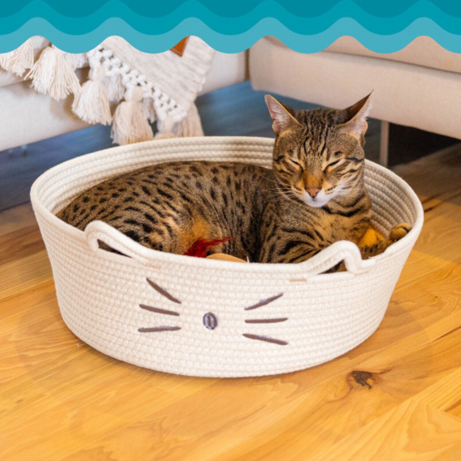 Catstages Bed & Basket Retreat Cat Bed, White, 15"