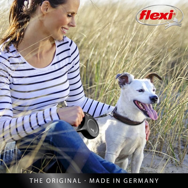 Flexi Classic Retractable Tape Dog Leash - Black, 16'