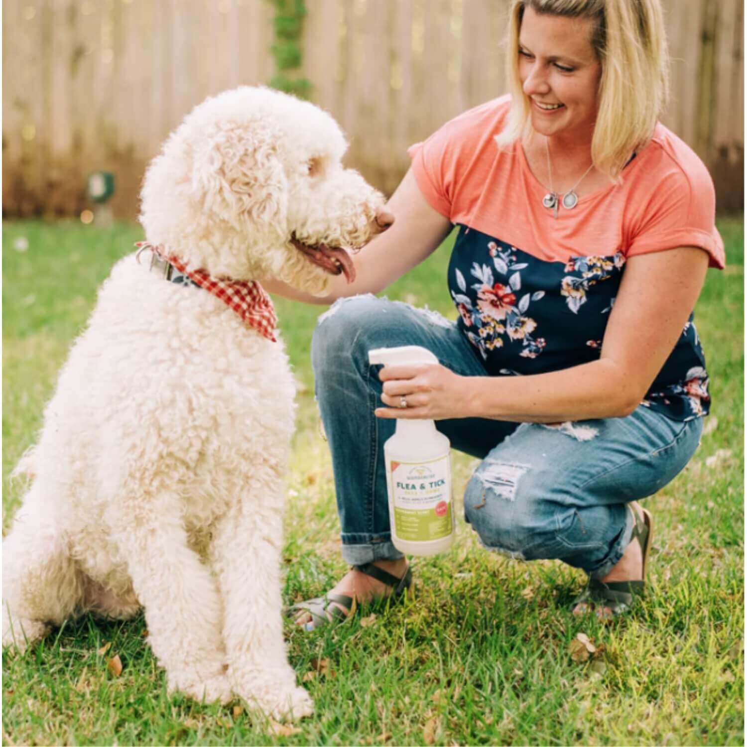 Wondercide Flea, Tick & Mosquito Control & Repellent Spray For Dogs, Cats & Home, Lemongrass - 16Oz