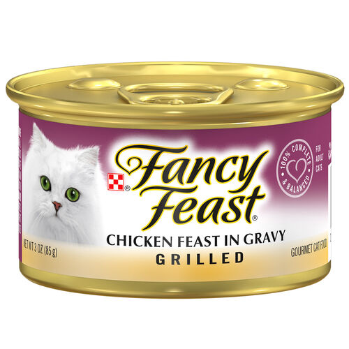 Grilled Chicken Feast In Gravy Cat Food