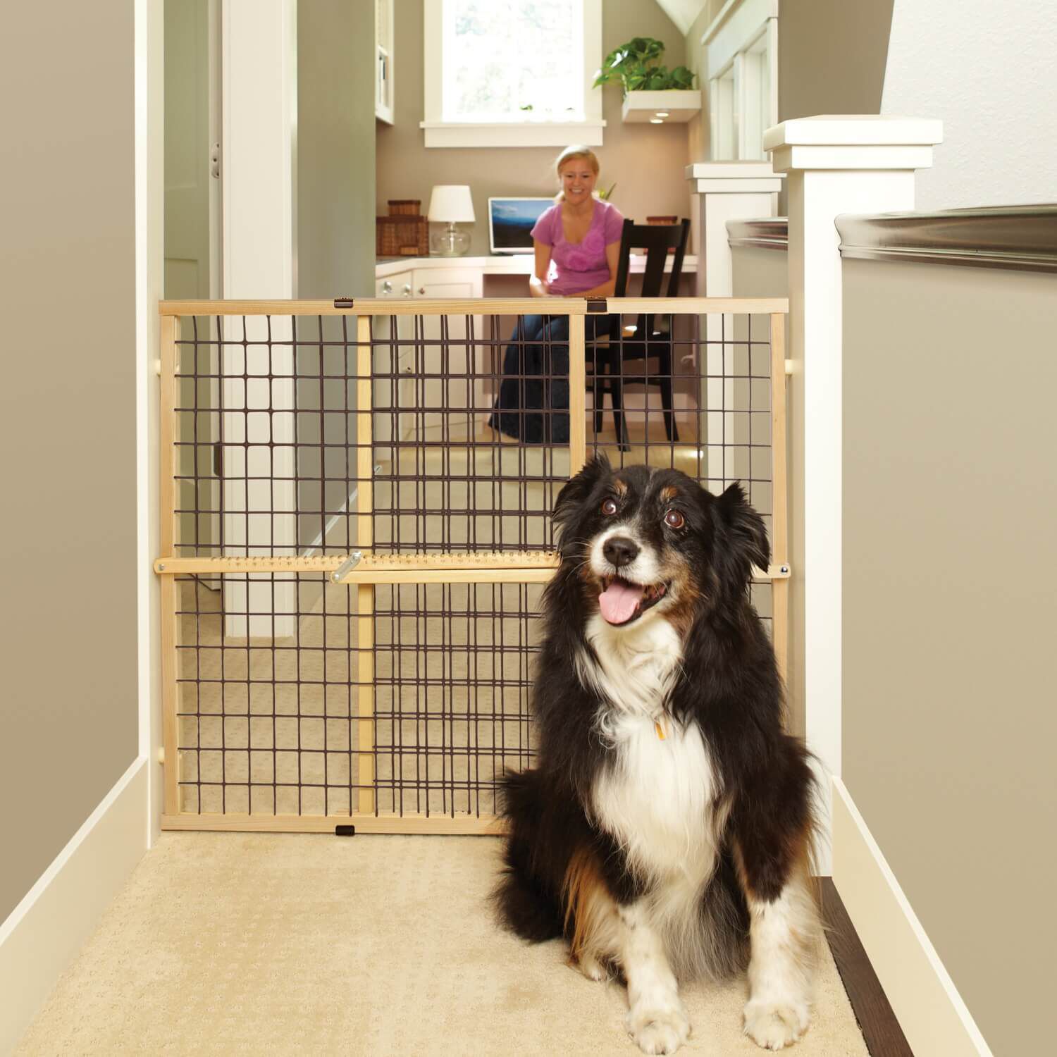 Mypet Wire Mesh Petgate Dog Gate, Extra-Wide Natural Finish, 32-In