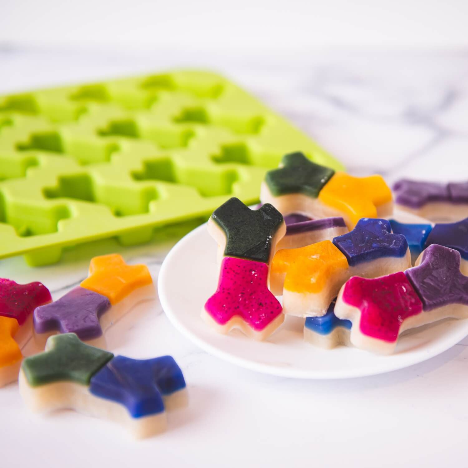 Messy Mutts Silicone Bake & Freeze Dog & Cat Treat Making Mold, 12-1Oz