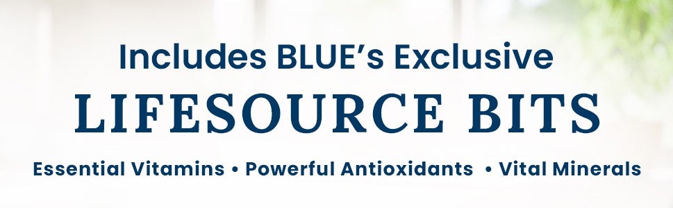 A banner reading "Includes BLUE&rsquo;s Exclusive LIFESOURCE BITS" alongside the benefits "Essential Vitamins &bull; Powerful Antioxidants &bull; Vital Minerals." The right side states "FORMED AT A LOWER TEMPERATURE TO RETAIN POTENCY" next to a visual highlight of a single kibble piece in a bowl.